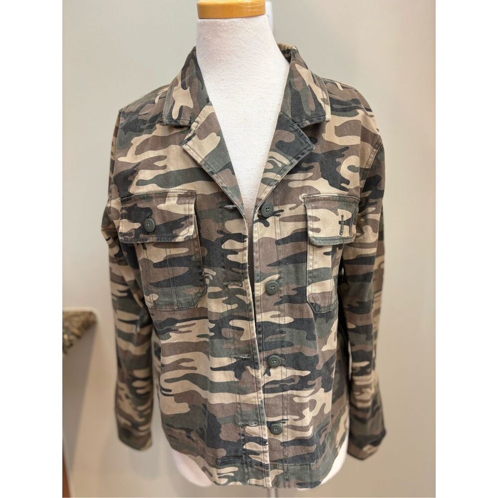 Sanctuary M camo button front stretchy jacket w-large breast pockets - Picture 2 of 8